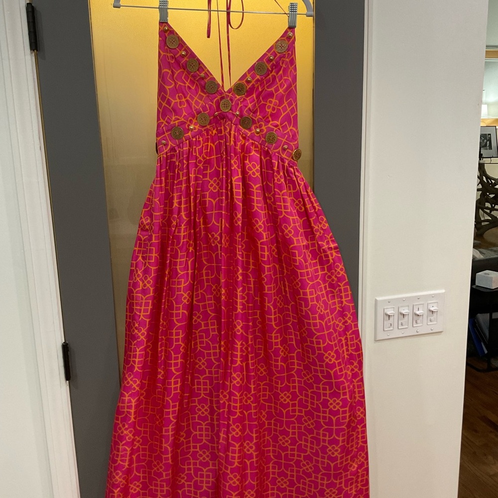 FLOAT IN TO A PARTY IN THIS 100 PERCENT SILK MILLY … SIZE 8